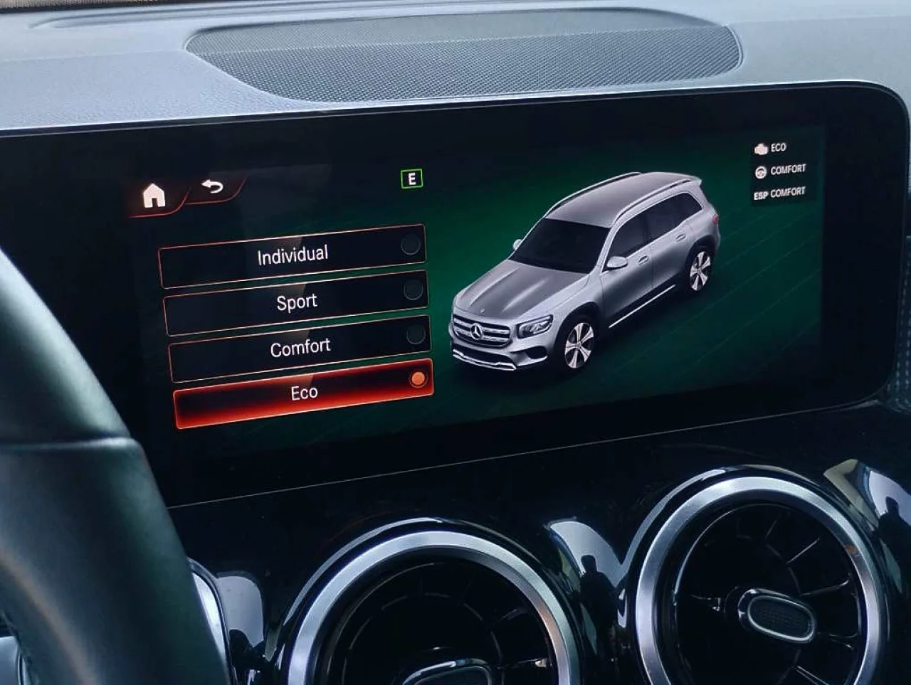 Mercedes Classe GLB 200d Progressive - 7 Lugares 13