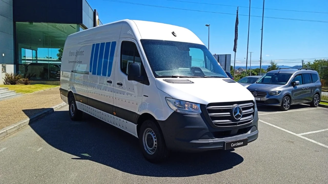 Mercedes e-Sprinter 12