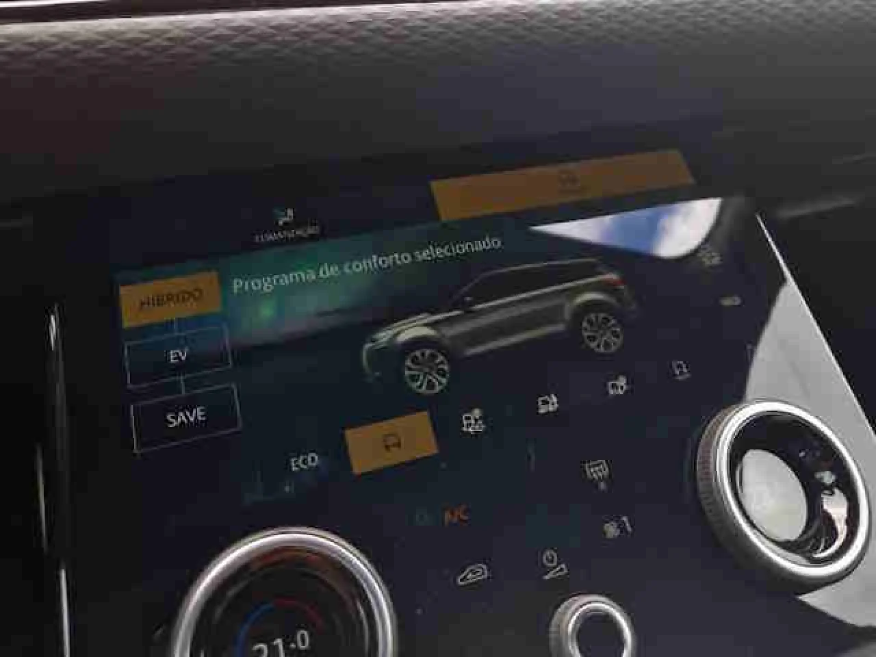 Land Rover Evoque R- Dynamic S 2