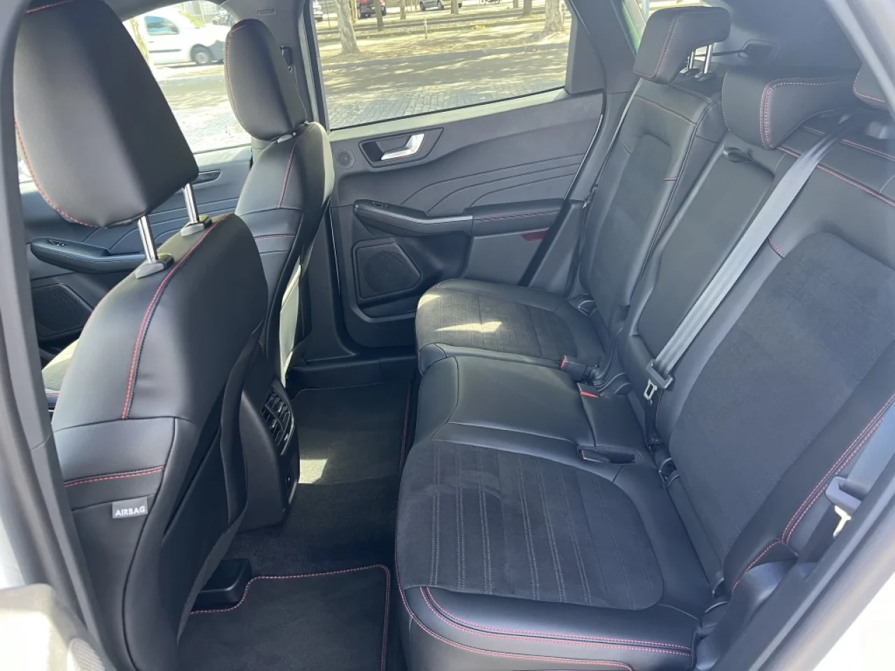 Ford Kuga ST-Line X 3