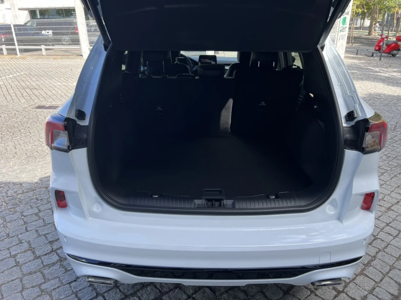 Ford Kuga ST-Line X 7