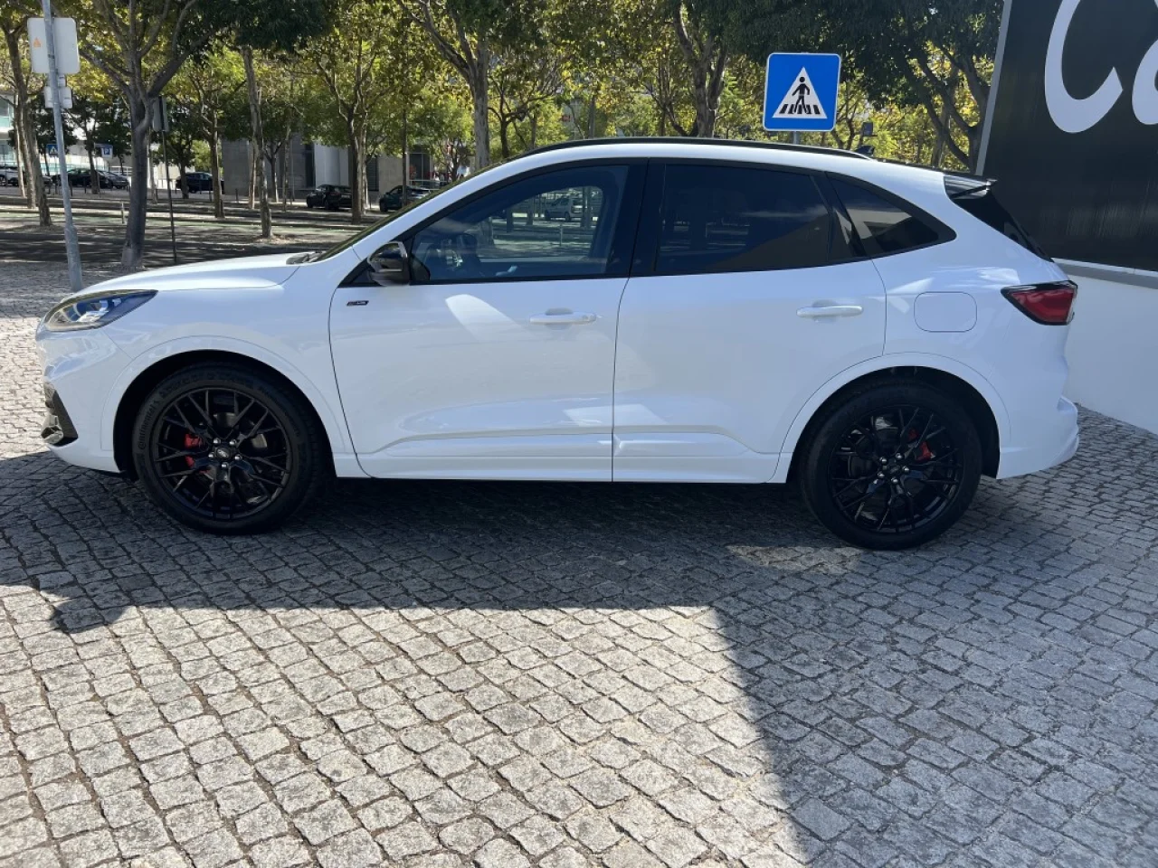 Ford Kuga ST-Line X 8
