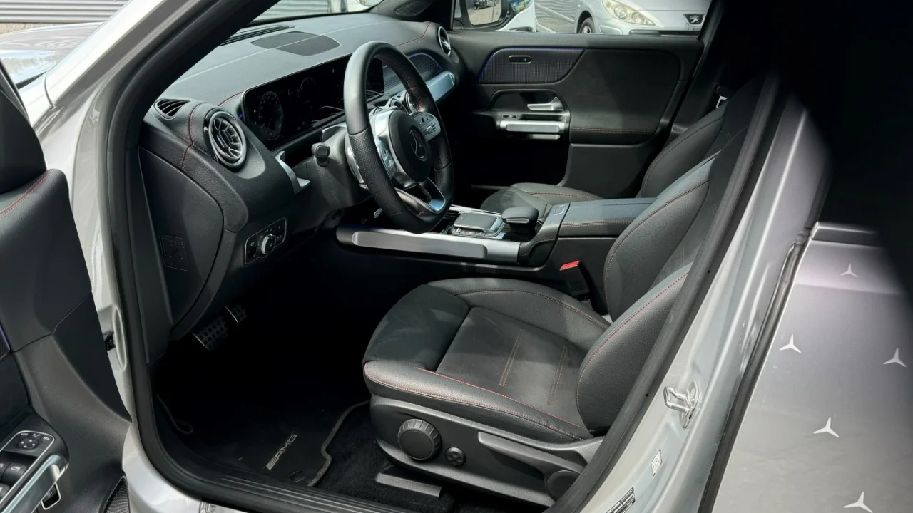 Mercedes Classe EQB 250 AMG Premium - 7 Lugares 2