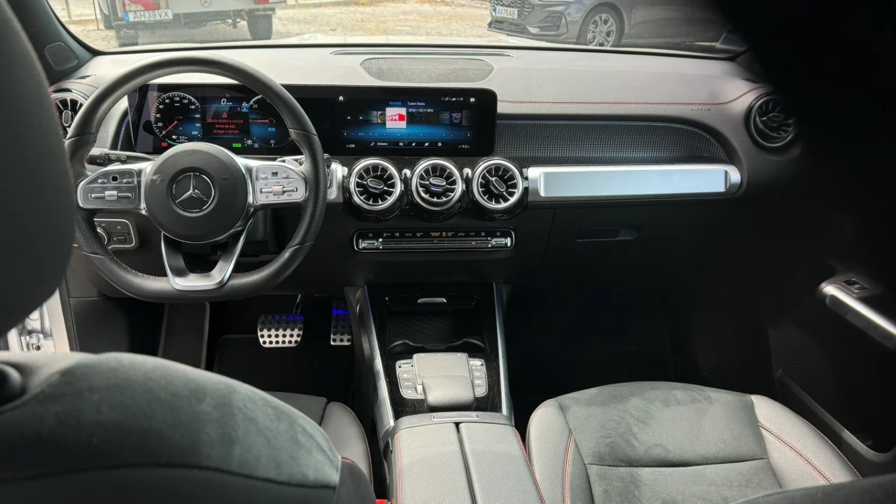 Mercedes Classe EQB 250 AMG Premium - 7 Lugares 3