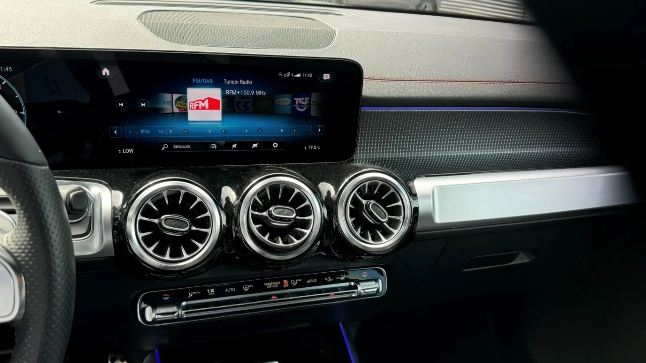 Mercedes Classe EQB 250 AMG Premium - 7 Lugares 5