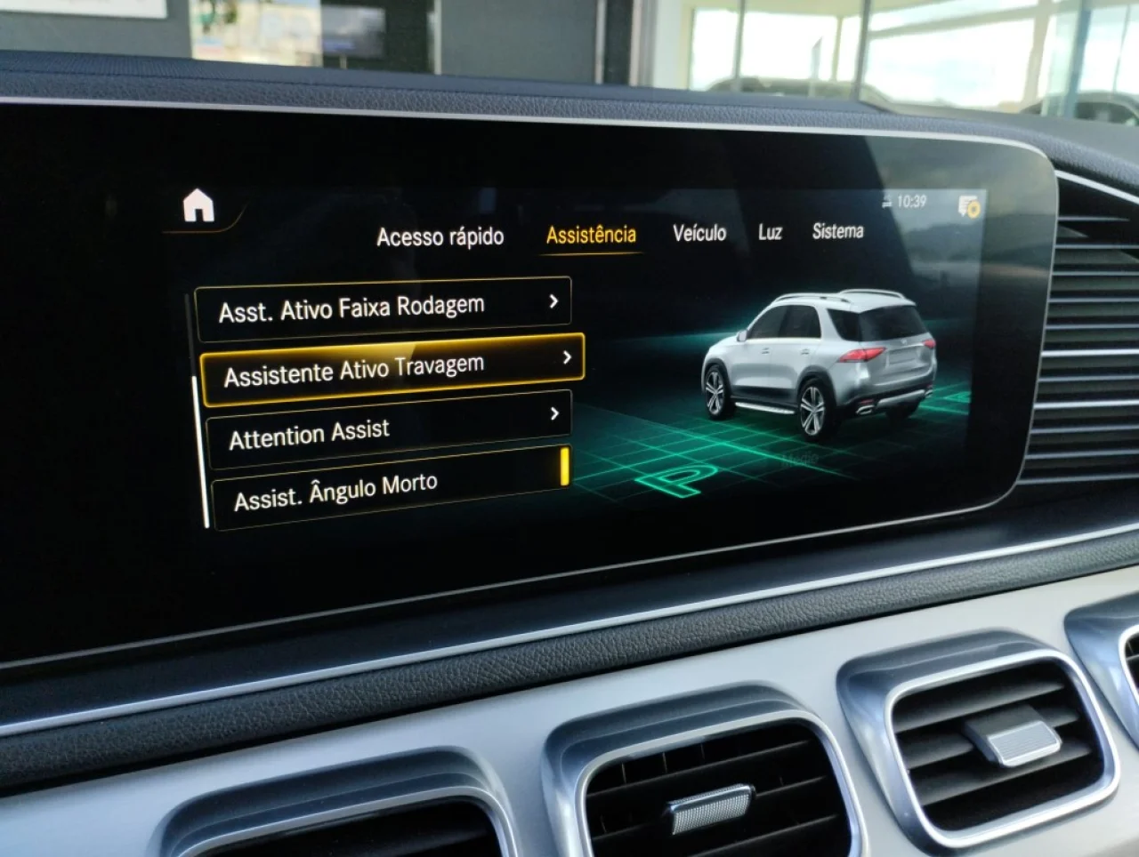 Mercedes GLE 300d 4M AMG 11