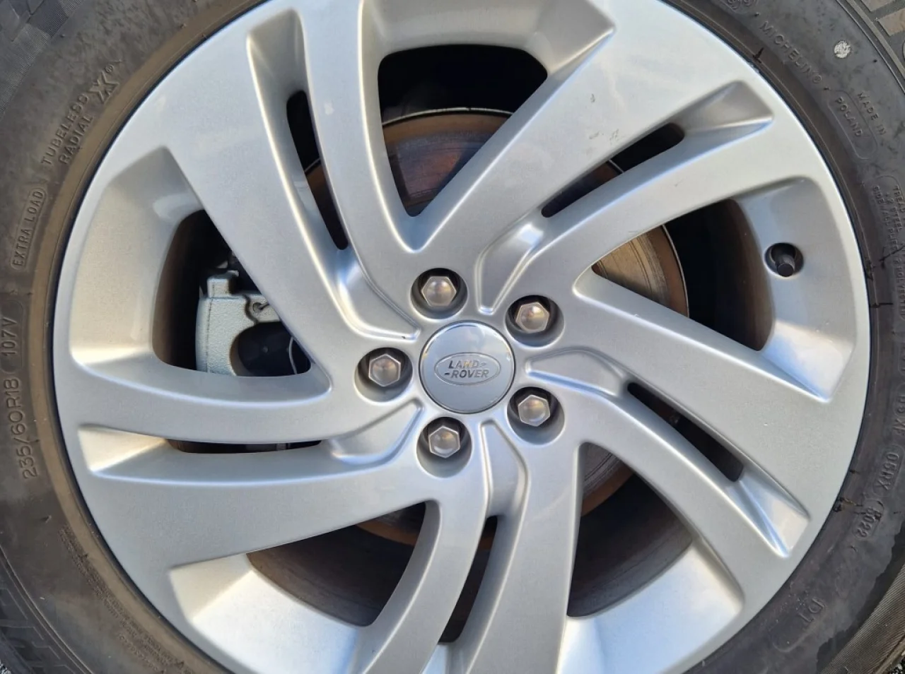 Land Rover Discovery P300e R Dynamic S 11