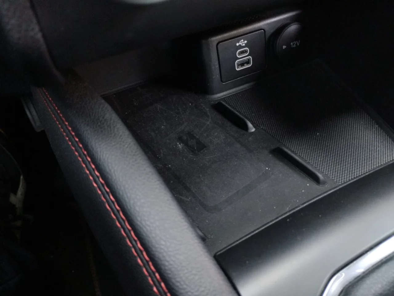 KUGA ST-LINE 1.5 TDCi EcoBlue 4