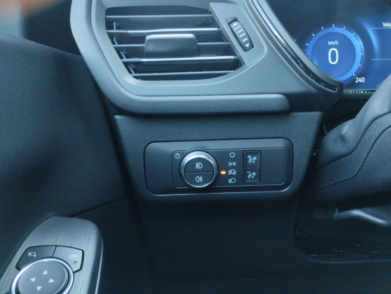 KUGA ST-LINE 1.5 TDCi EcoBlue 14