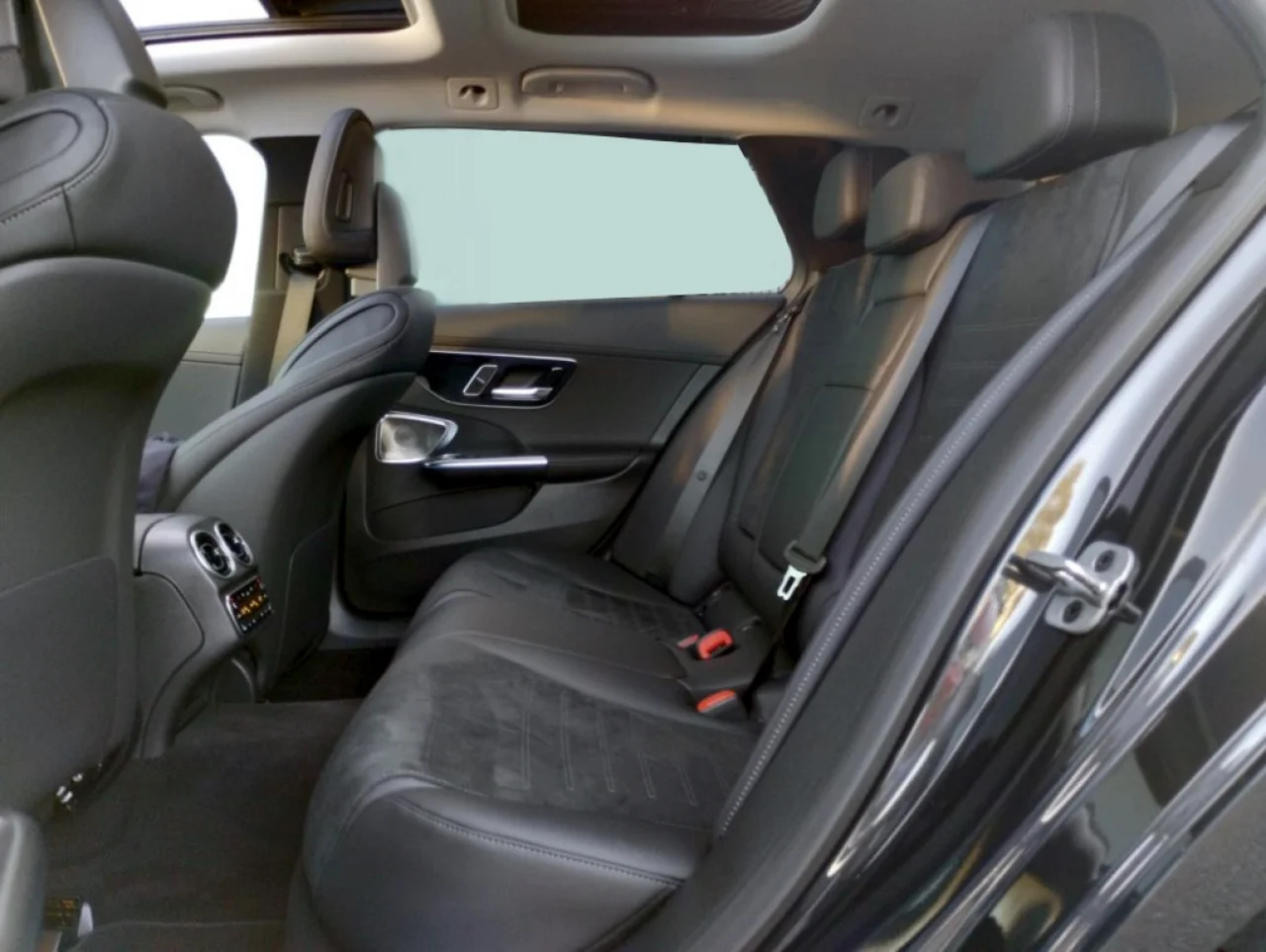 Mercedes Classe C 300d Station AMG Premium Plus 8