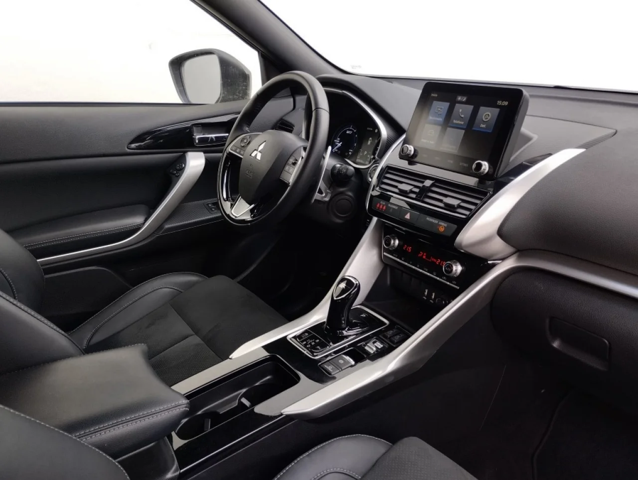 MItsubishi Eclipse Cross e-style 4wd PHEV 3