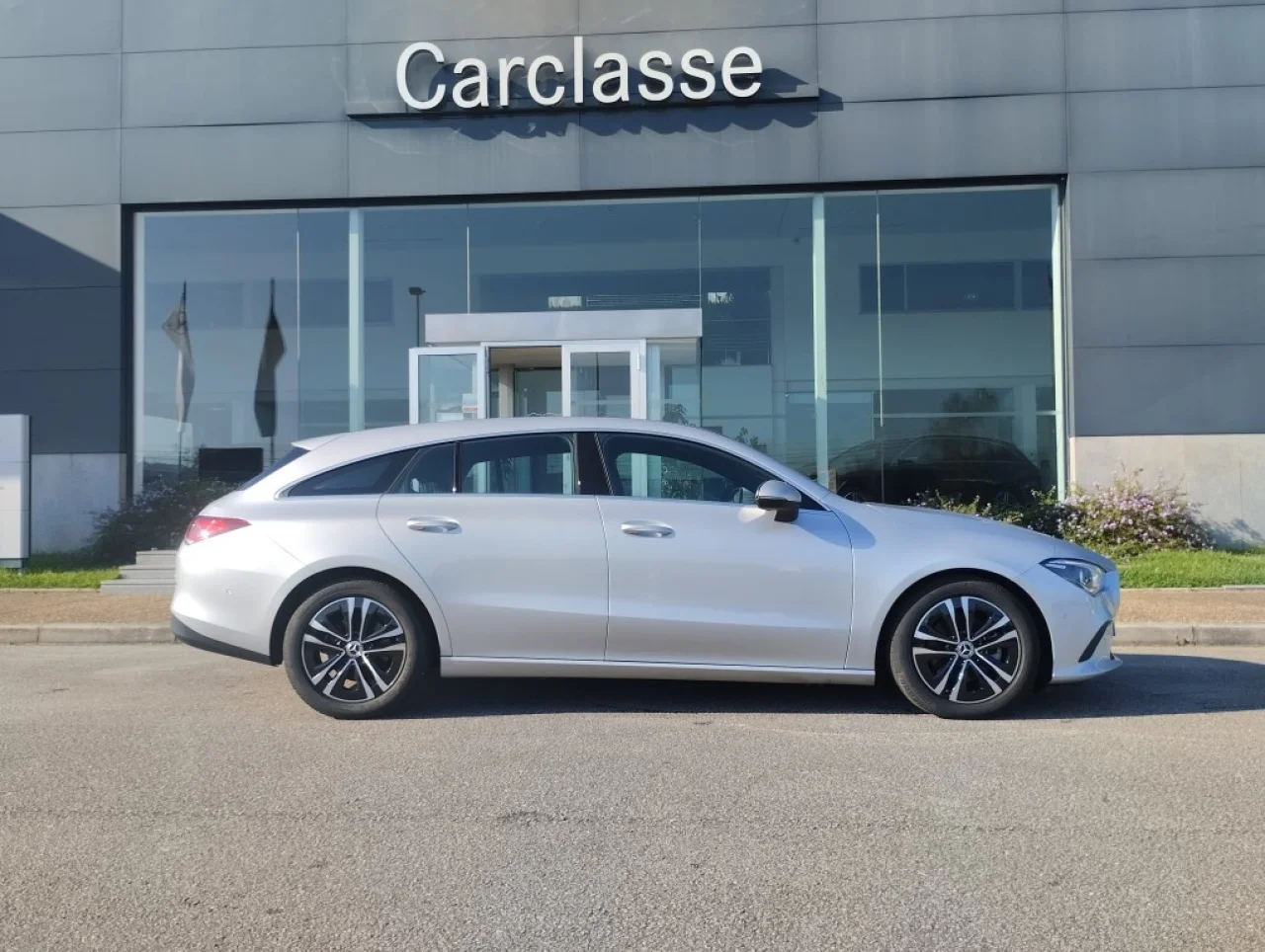 Mercedes CLA 180d Shooting Brake Style Plus 11