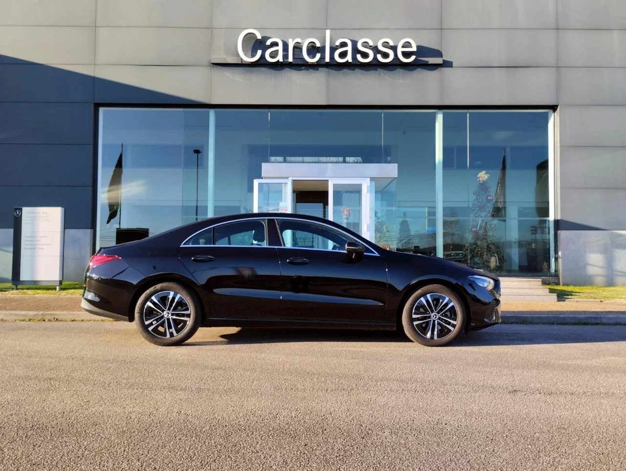 Mercedes Classe CLA 180d Coupé 8