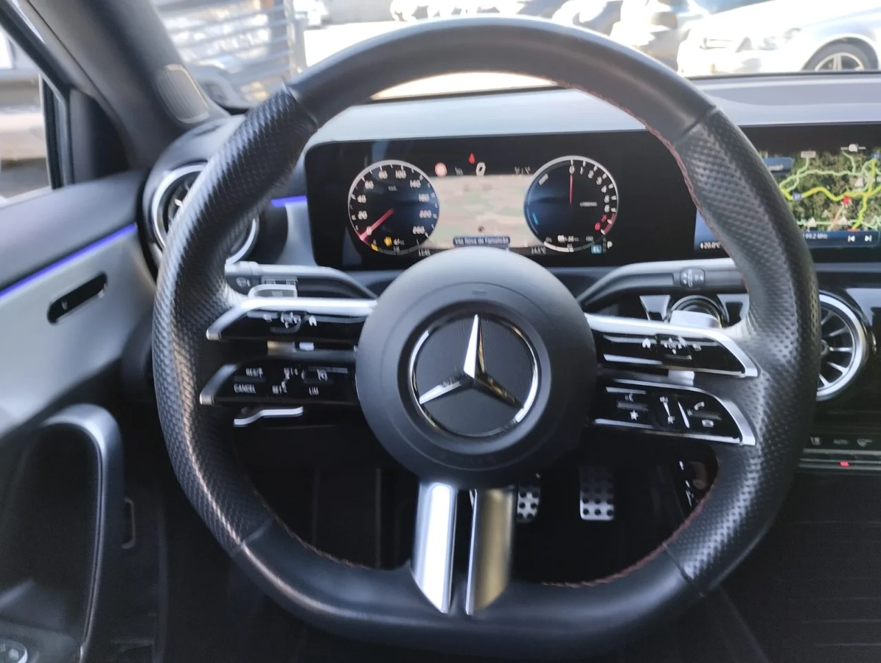 Mercedes A 250e AMG Automática 2