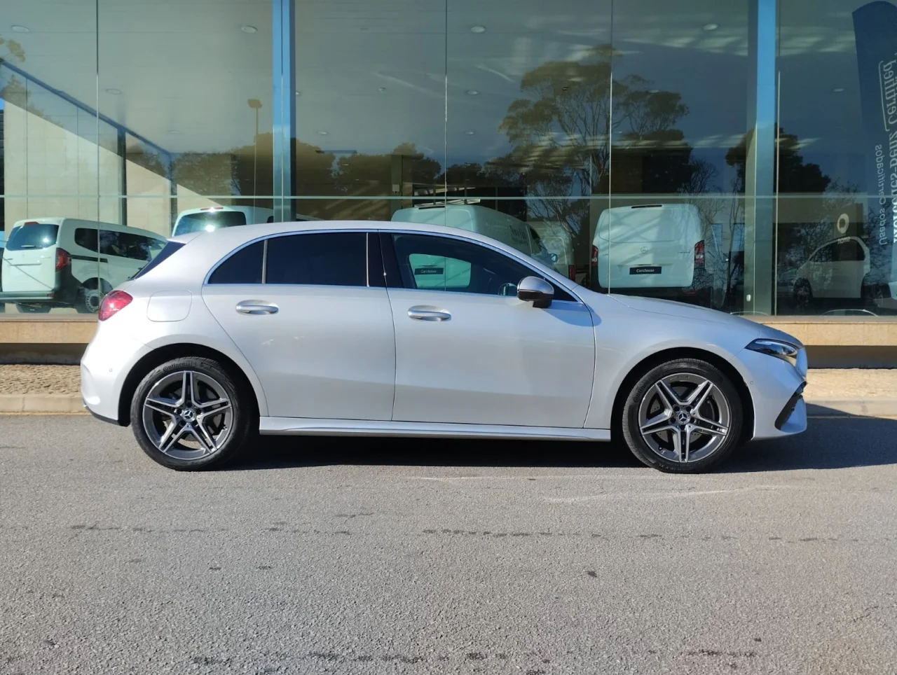 Mercedes A 250e AMG Automática 8