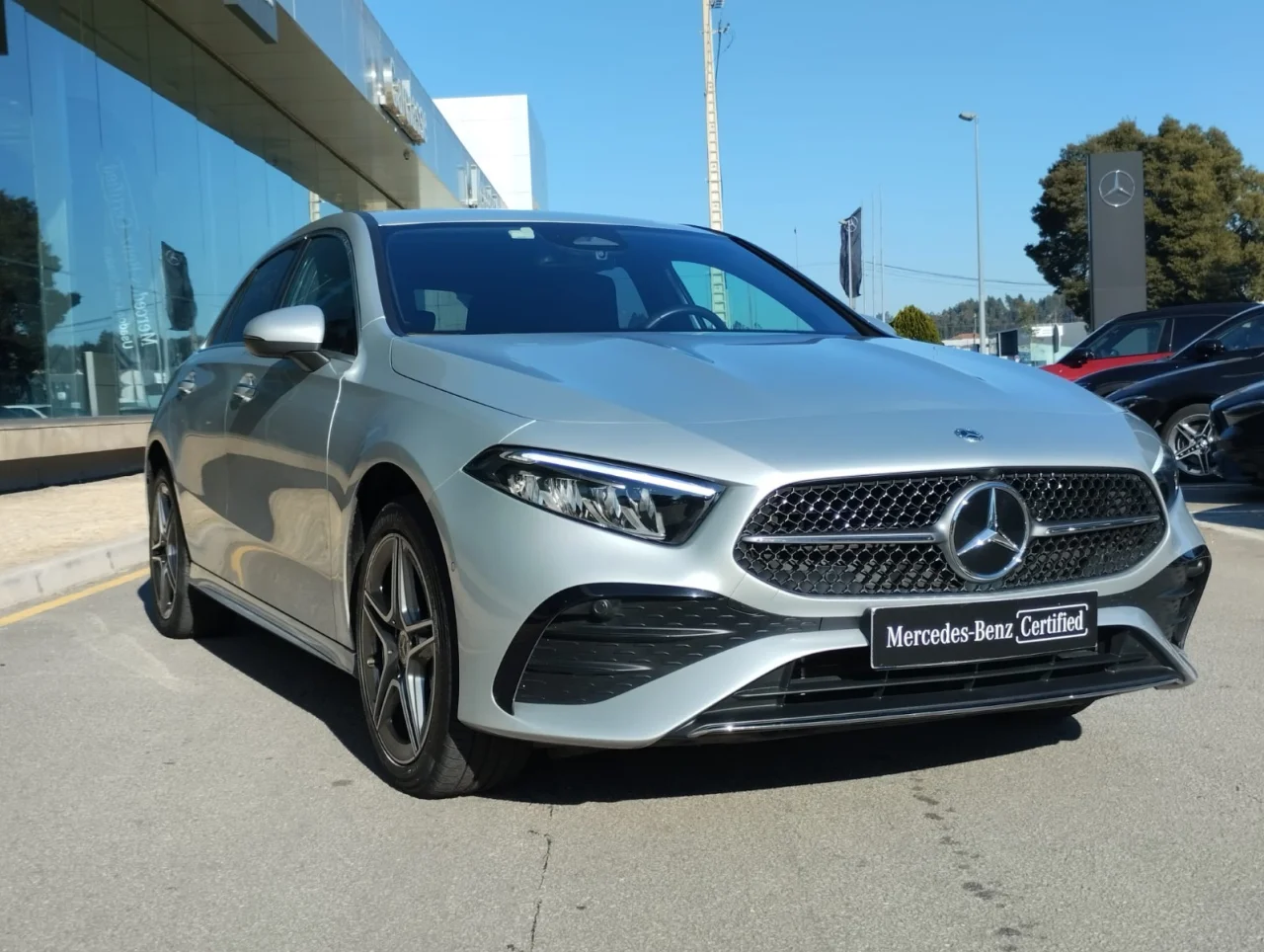 Mercedes A 250e AMG Automática 13