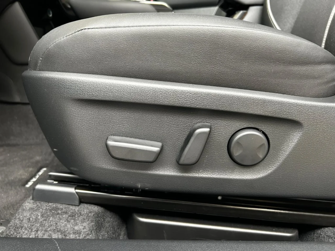 Mazda MX-30 e-Skyactiv Makoto Urban Expression 2