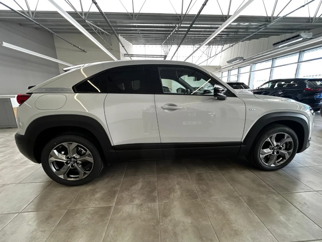 Mazda MX-30 e-Skyactiv Makoto Urban Expression 4