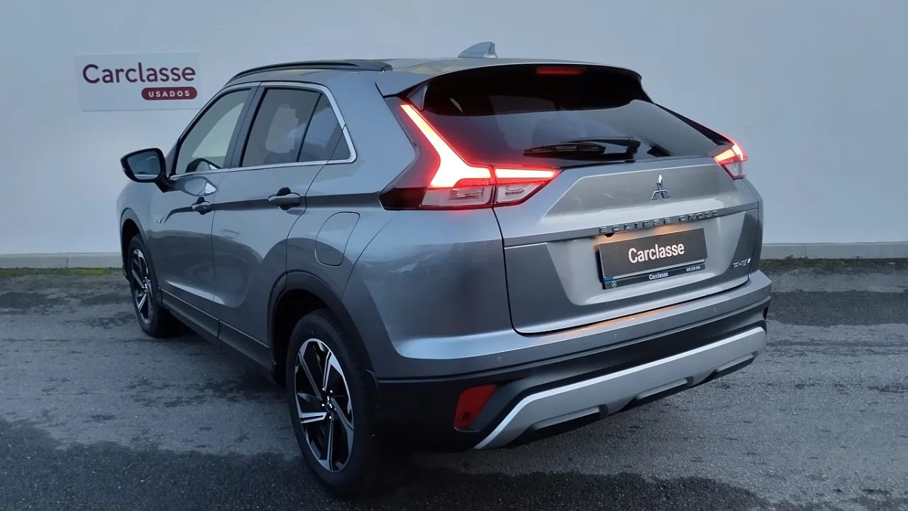 Mitsubishi Eclipse Cross 2.4 PHEV - 17