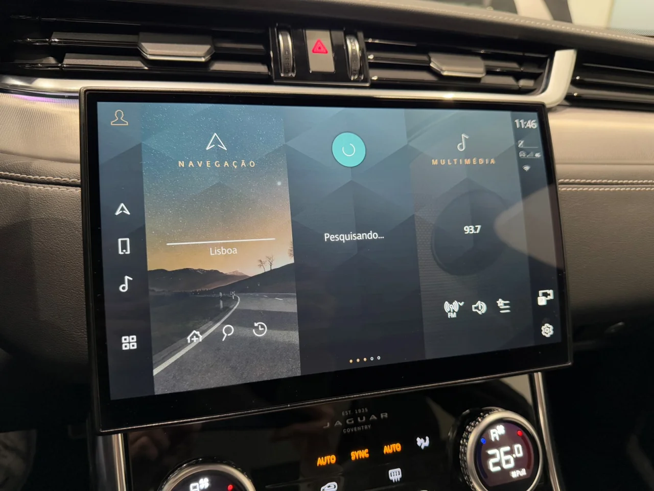 Jaguar XF Sportbrake 2.0 D200 R-Dynamic S 7