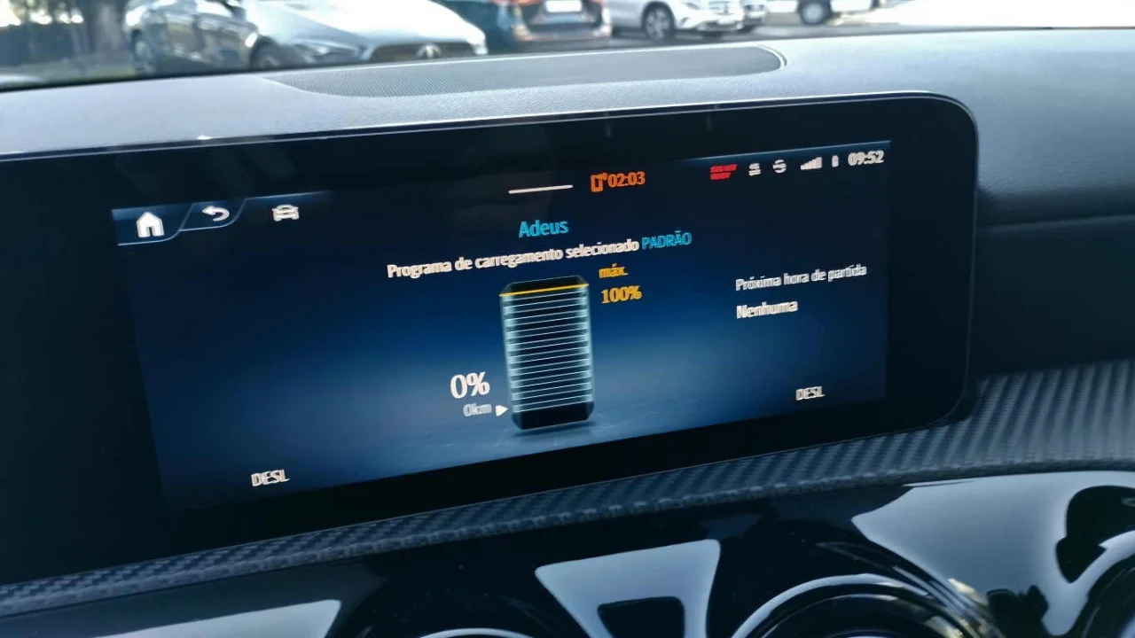 Mercedes Classe A 250e Advanced Limousine 8