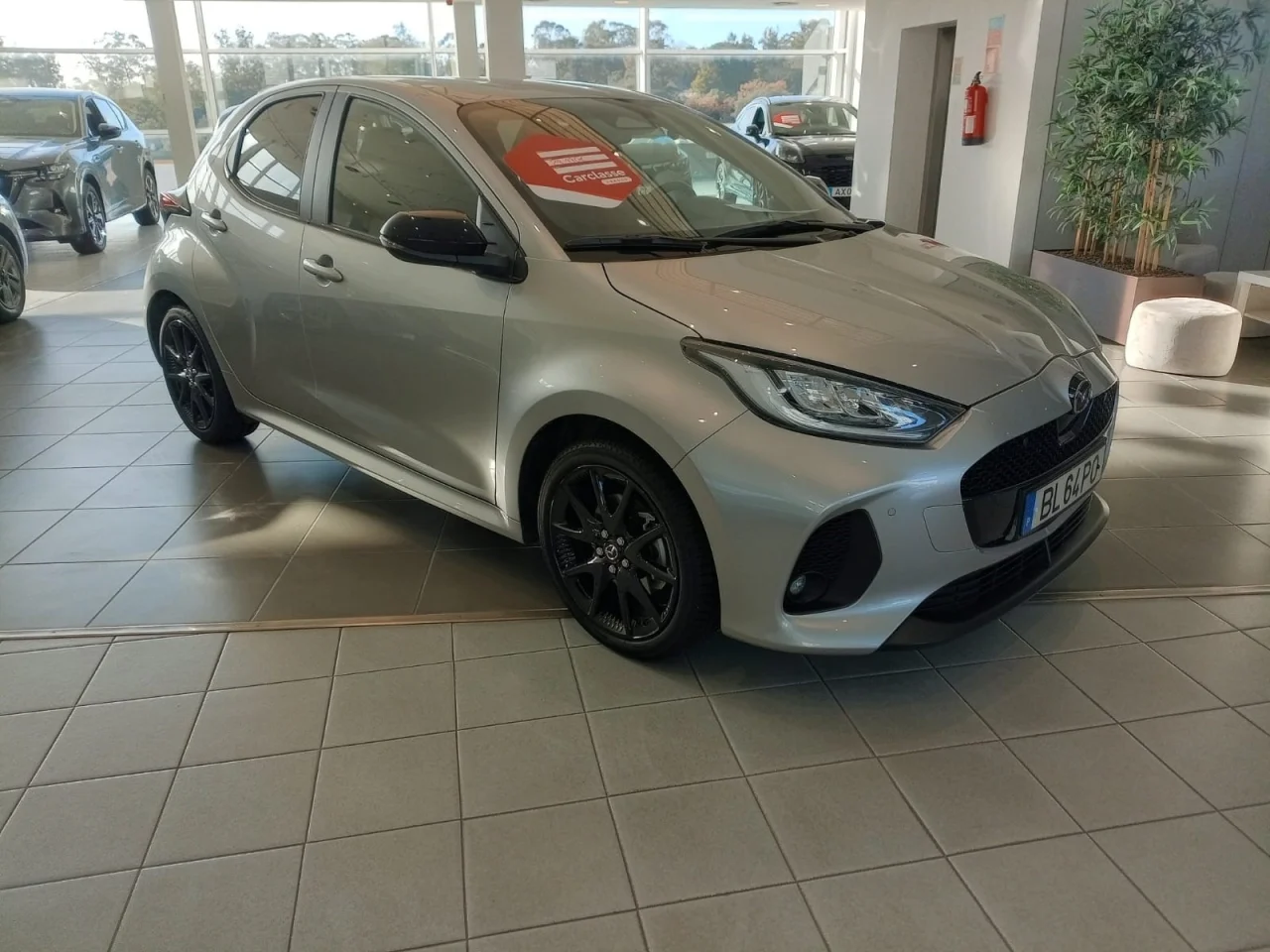 Mazda 2 1.5 e-CVT Agile 9
