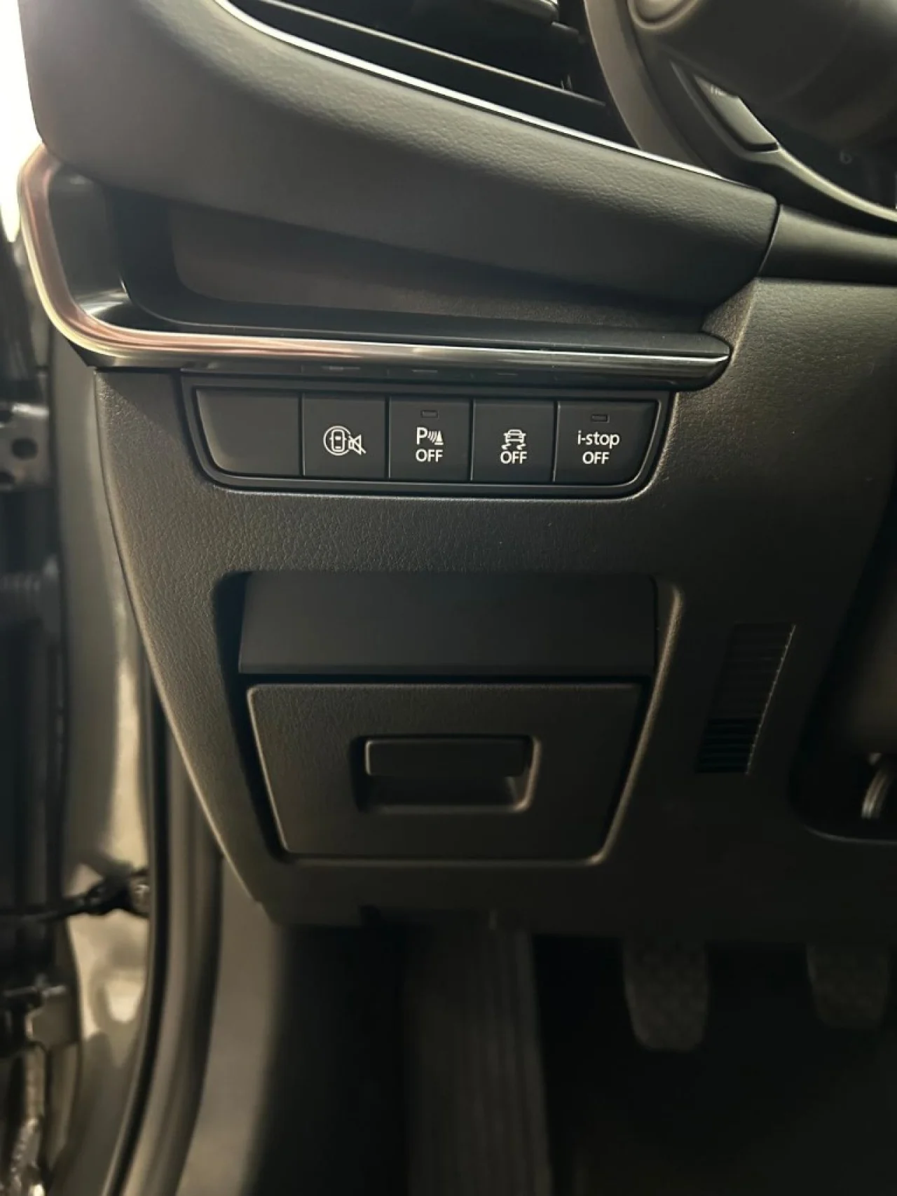 Mazda 3 2.0 e-Skyactiv-G Homura 5