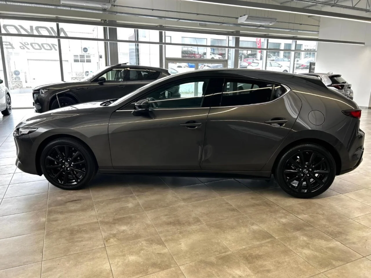 Mazda 3 2.0 e-Skyactiv-G Homura 12