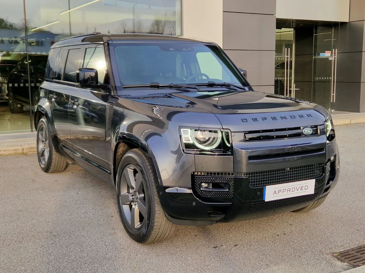 Land Rover Defender X Dynamic SE