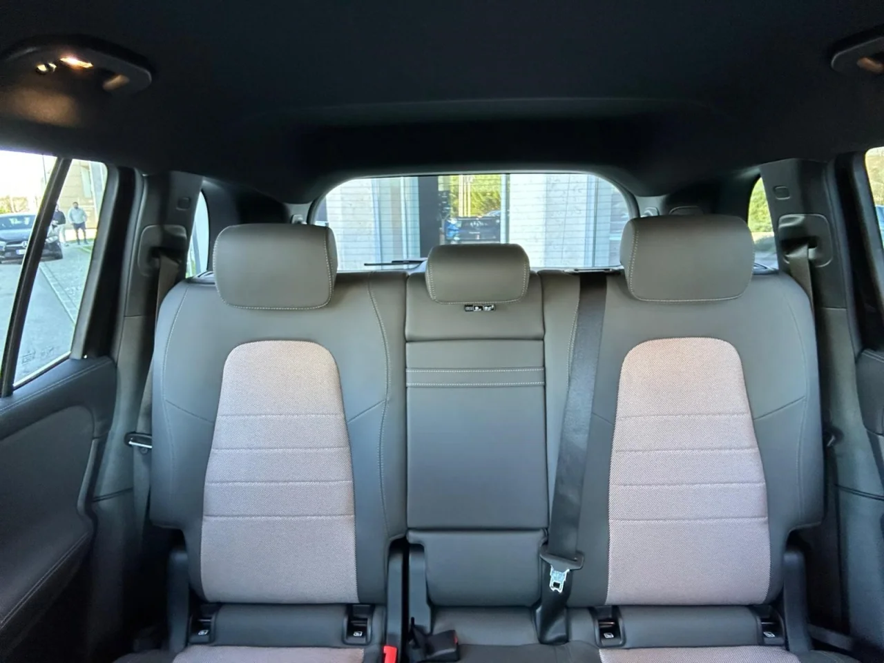 Mercedes Classe EQB 250+ Eletric Art Advanced Plus 7 Lugares 4