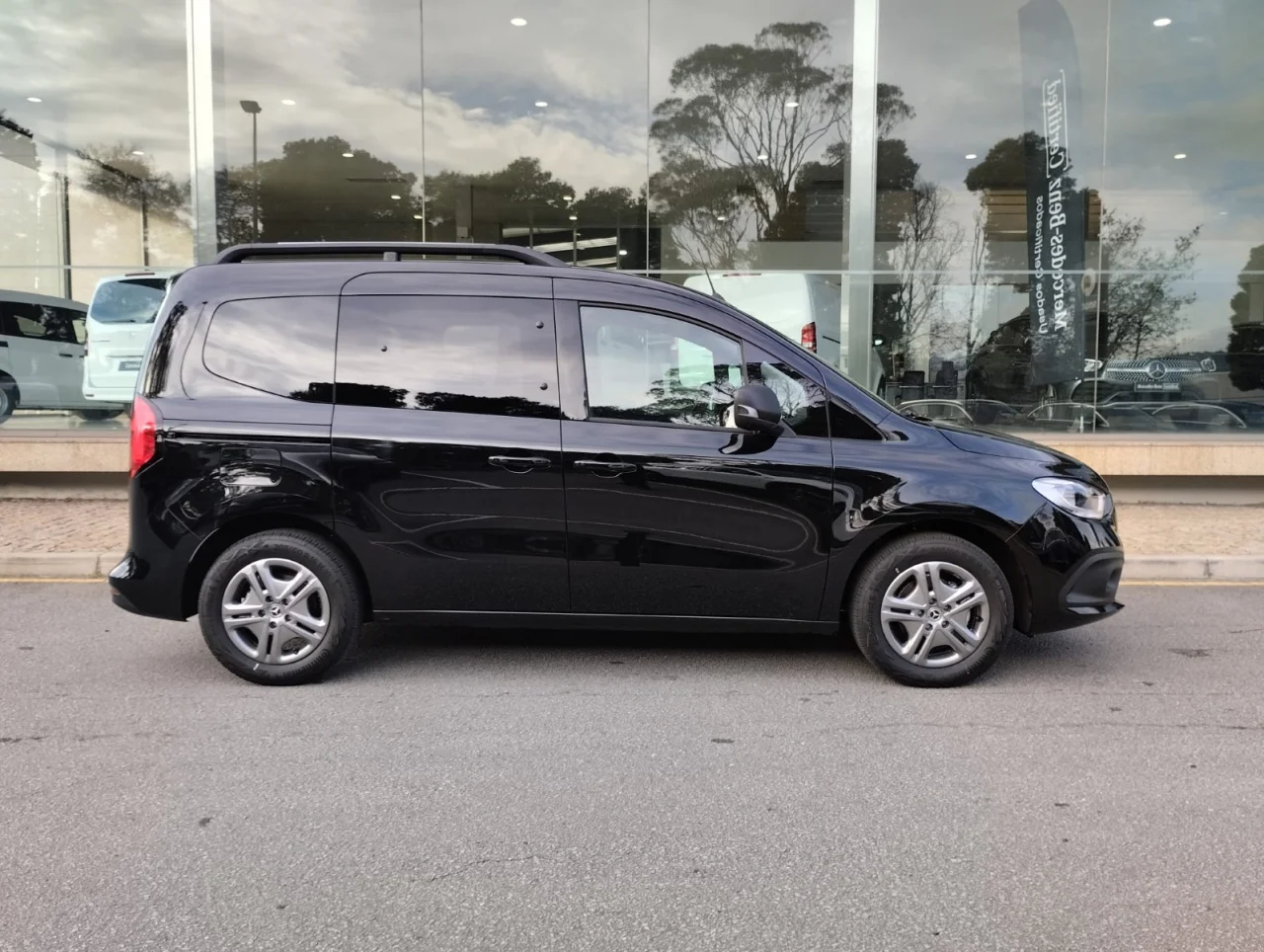 Mercedes Citan Tourer 110cd / 27 Pro 13