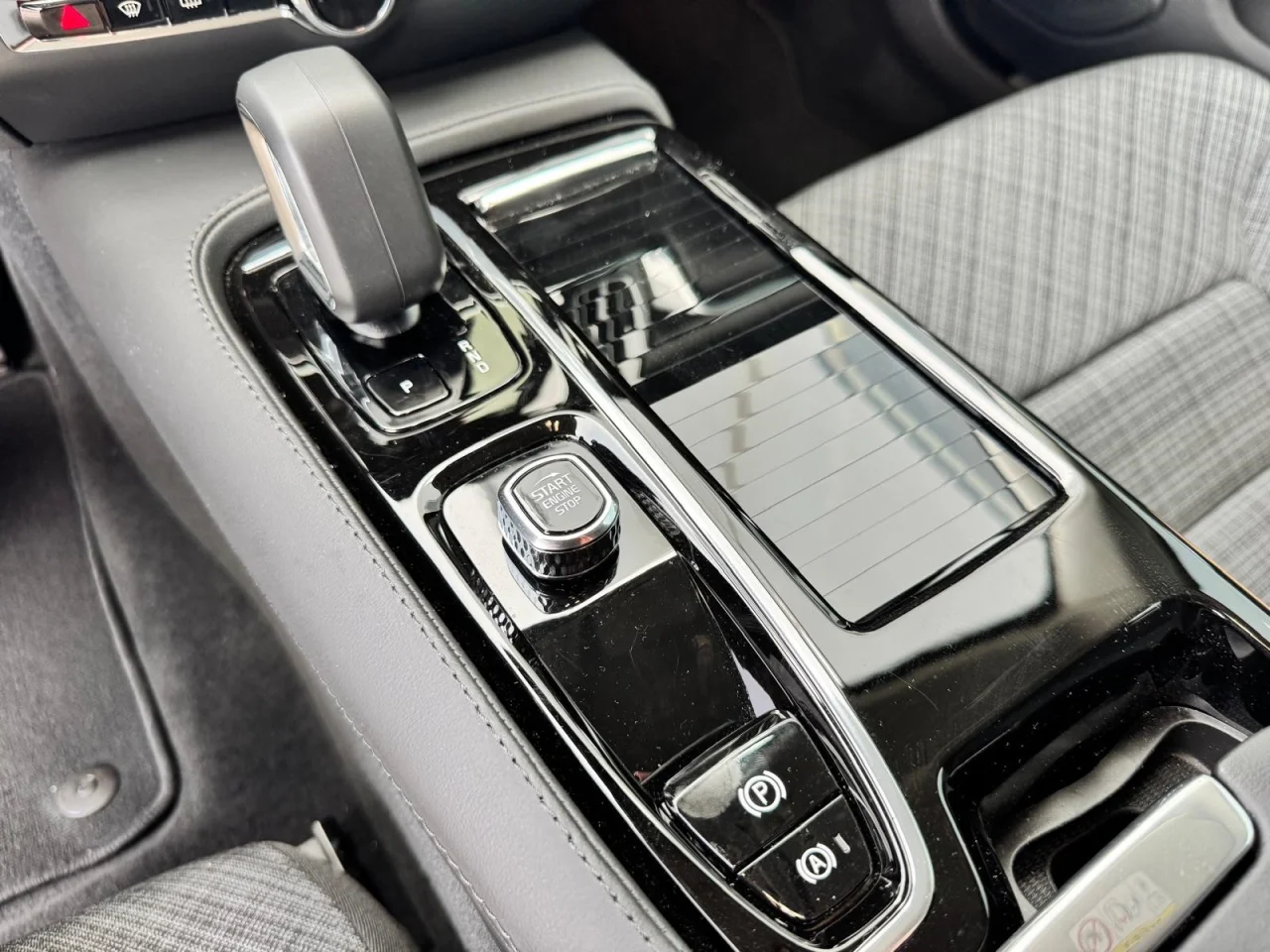 Volvo V60 T6 Core 350 CV PHEV 2