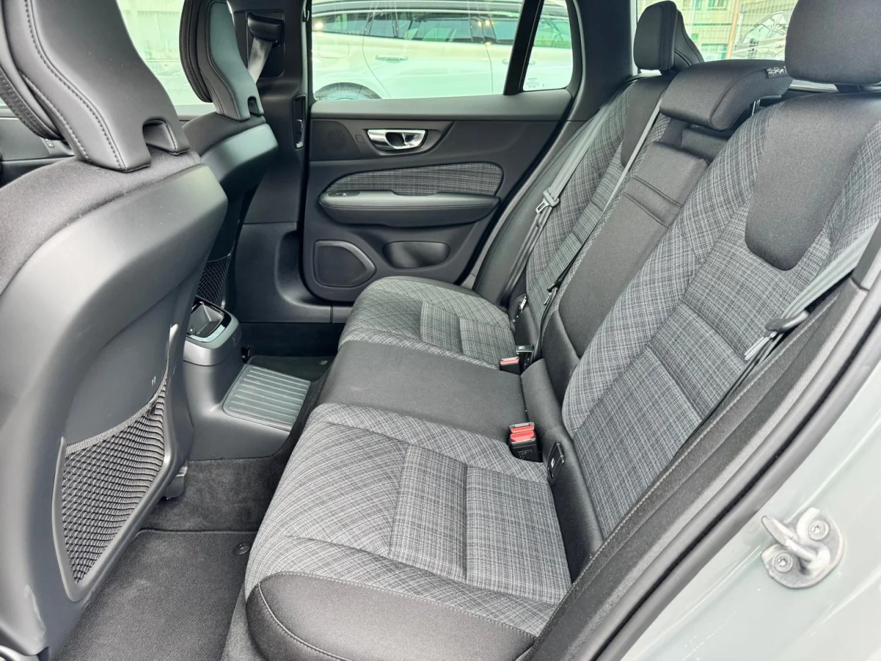 Volvo V60 T6 Core 350 CV PHEV 5