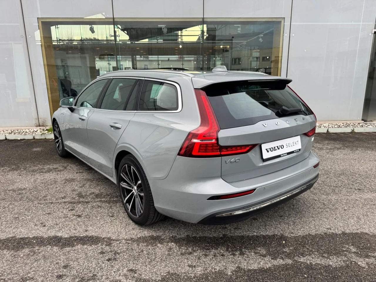 Volvo V60 T6 Core 350 CV PHEV 9