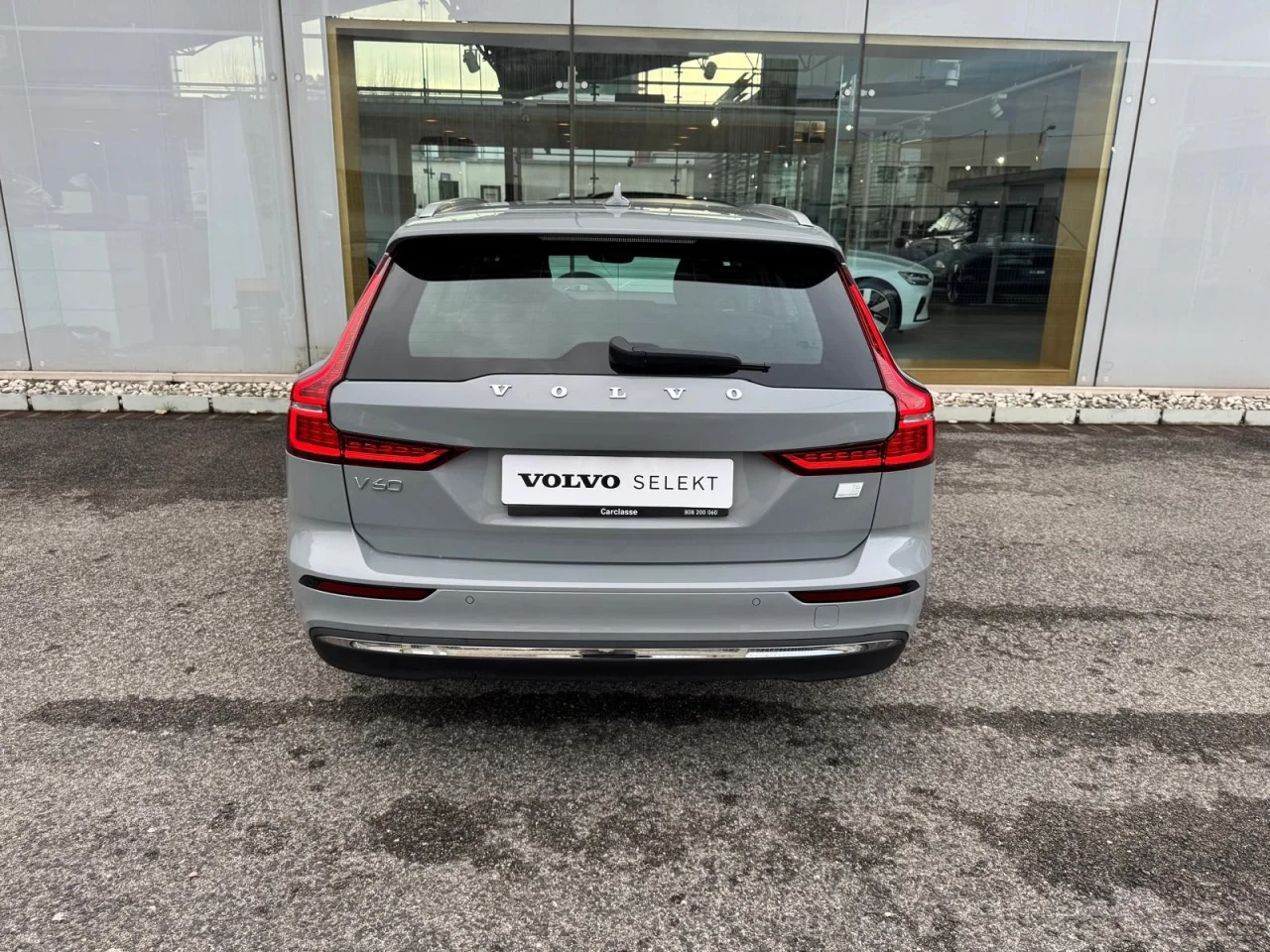Volvo V60 T6 Core 350 CV PHEV 16