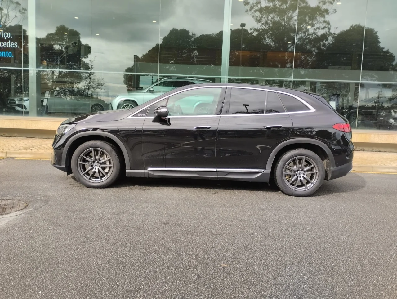 Mercedes Classe EQE 300 SUV Eletric Art 11
