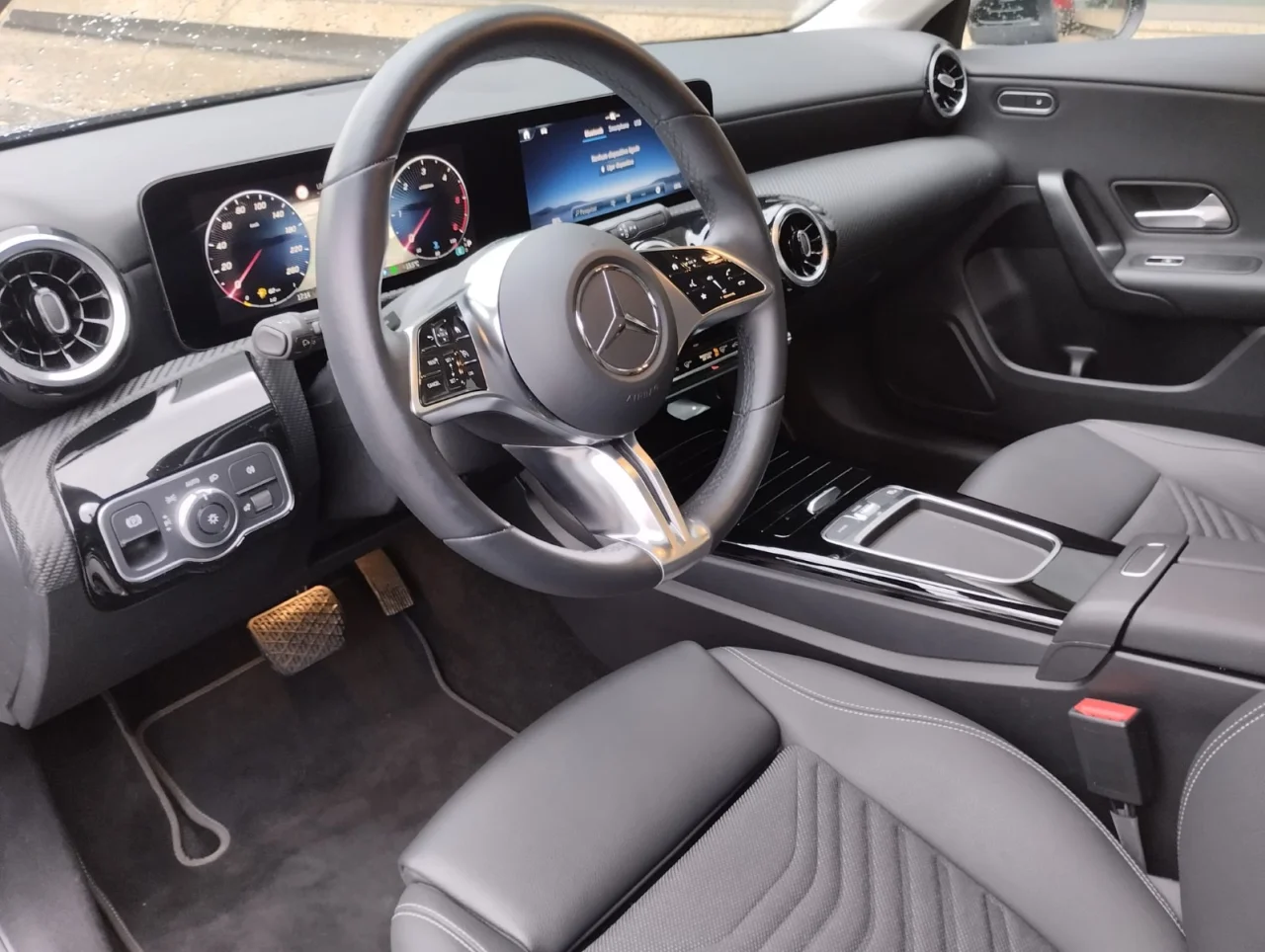 Mercedes Classe CLA 180d Shooting Brake Advanced 1