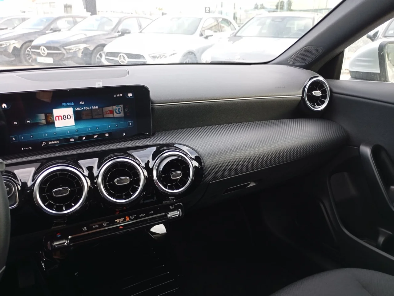 Mercedes CLA 180d Shooting Brake Style Plus 2