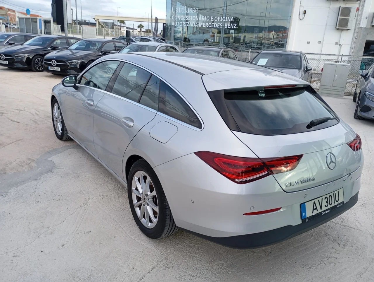 Mercedes CLA 180d Shooting Brake Style Plus 8