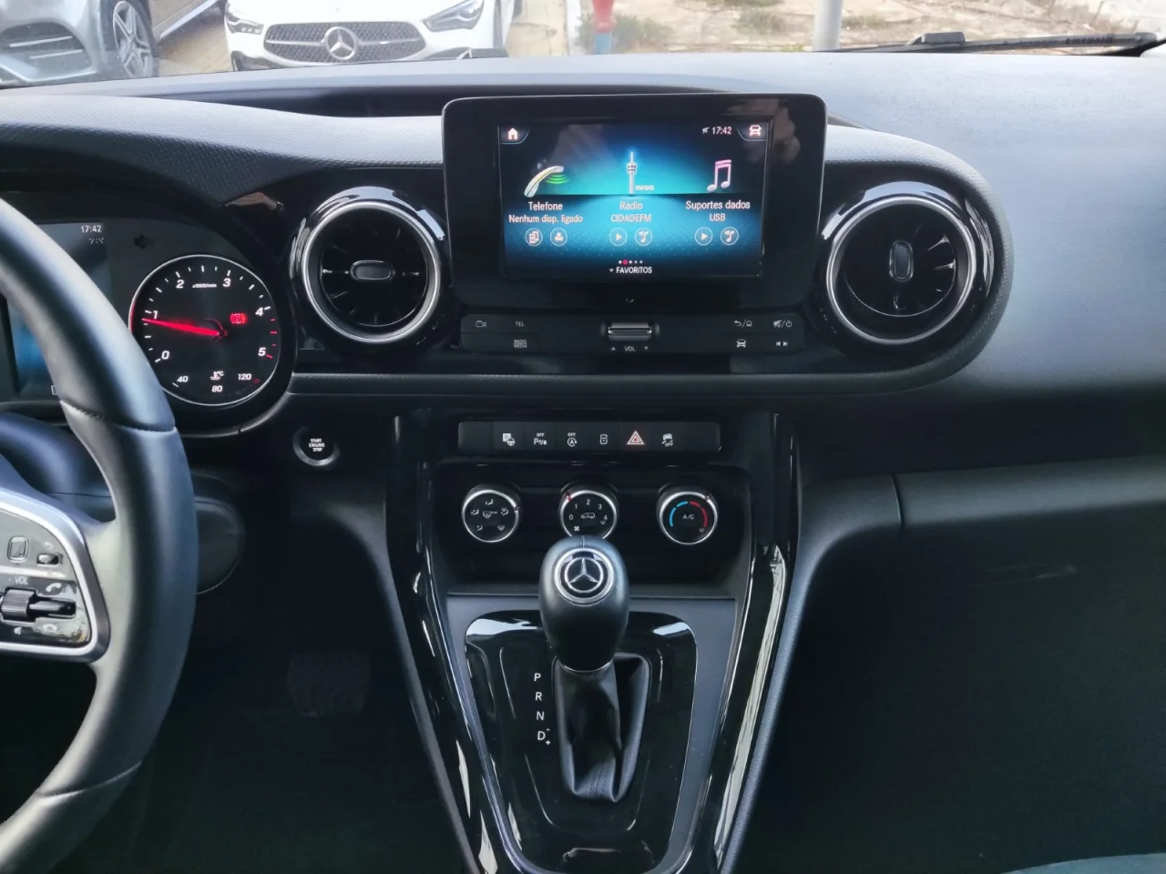 Mercedes Classe T 180d 7