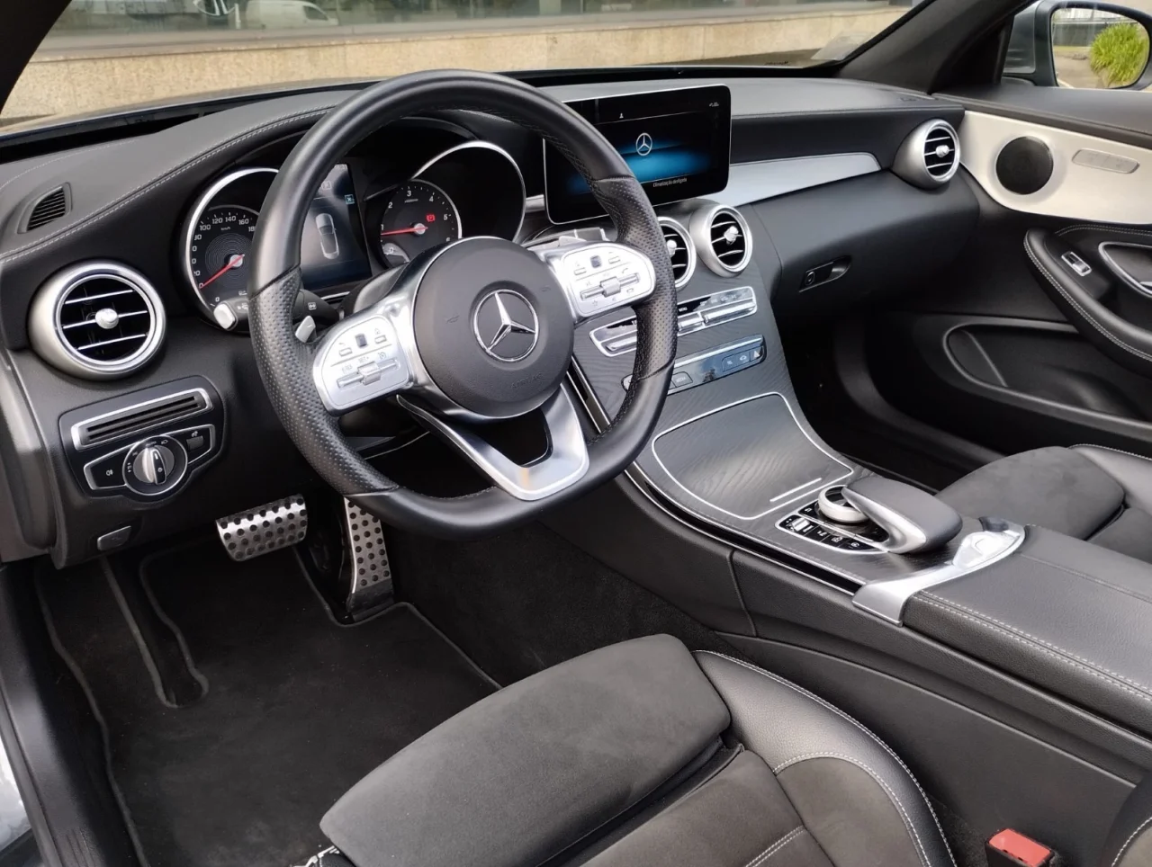 Mercedes C 220d Cabrio AMG 1
