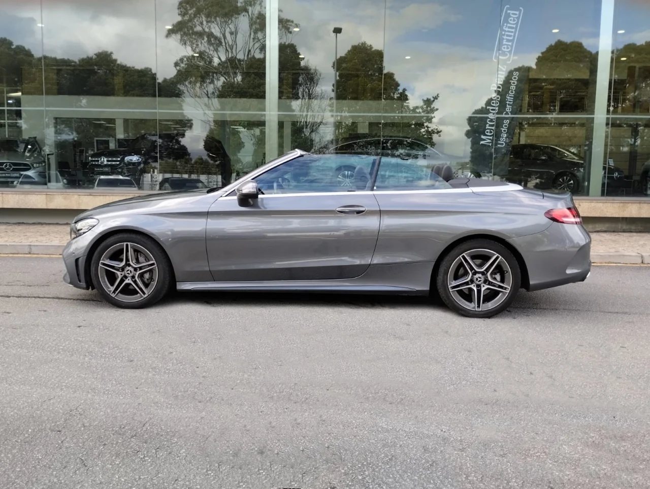 Mercedes C 220d Cabrio AMG 12