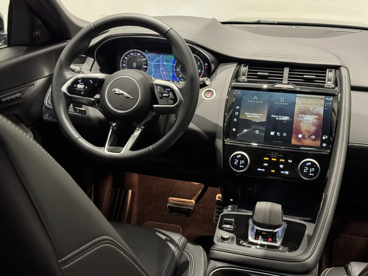 Jaguar E-Pace P160 R Dynamic S 2