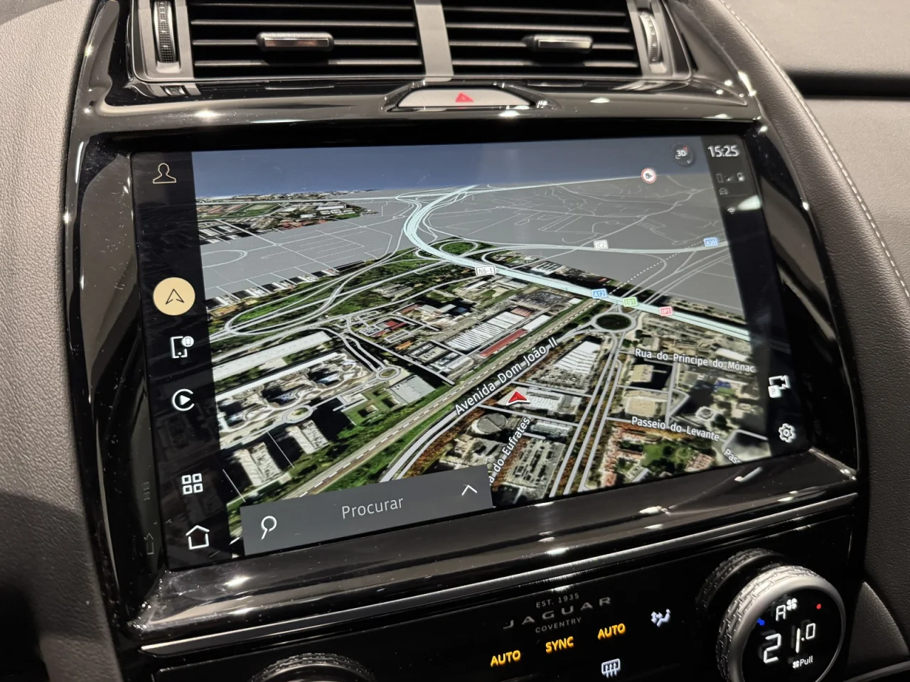 Jaguar E-Pace P160 R Dynamic S 7