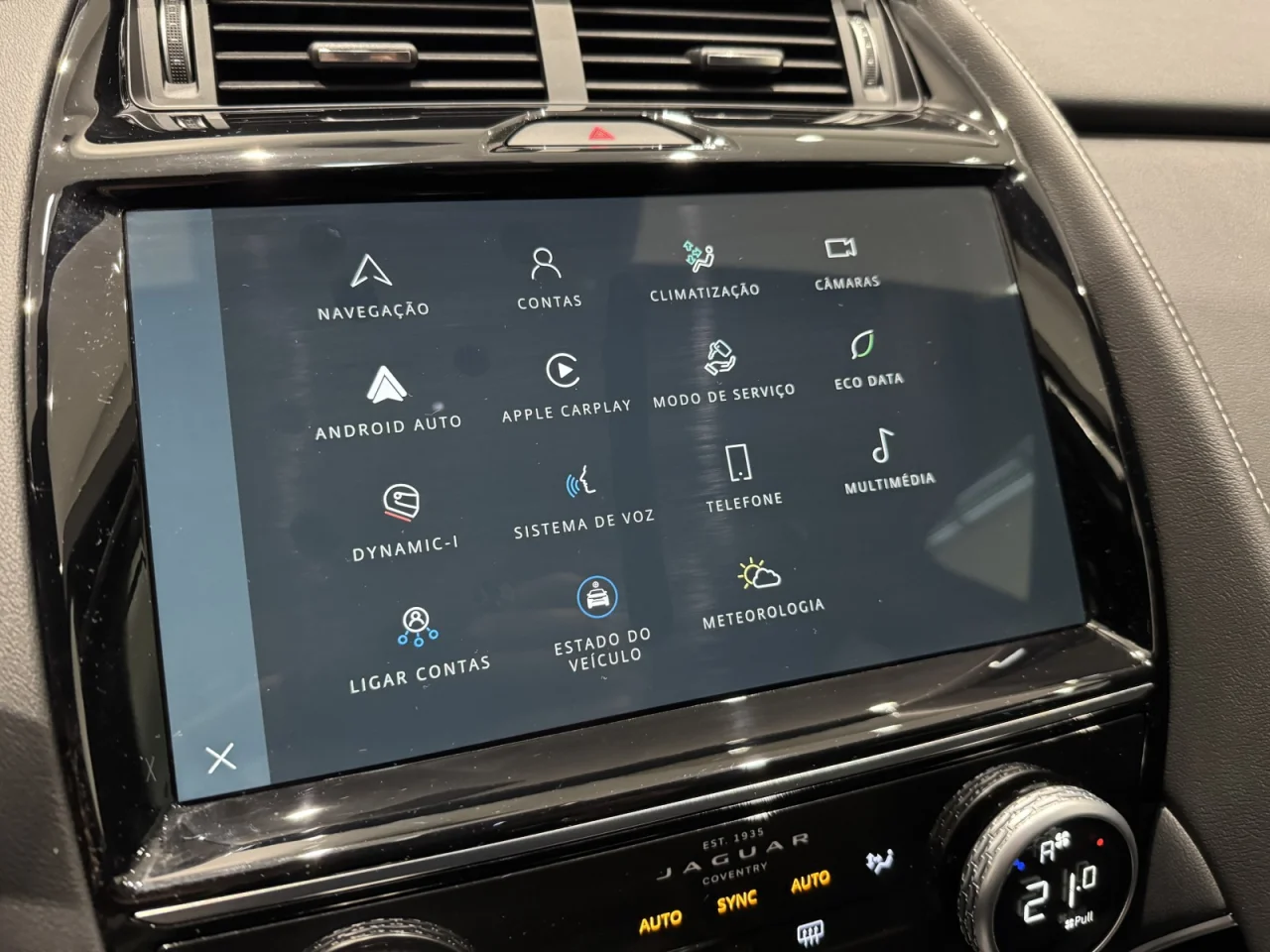 Jaguar E-Pace P160 R Dynamic S 8