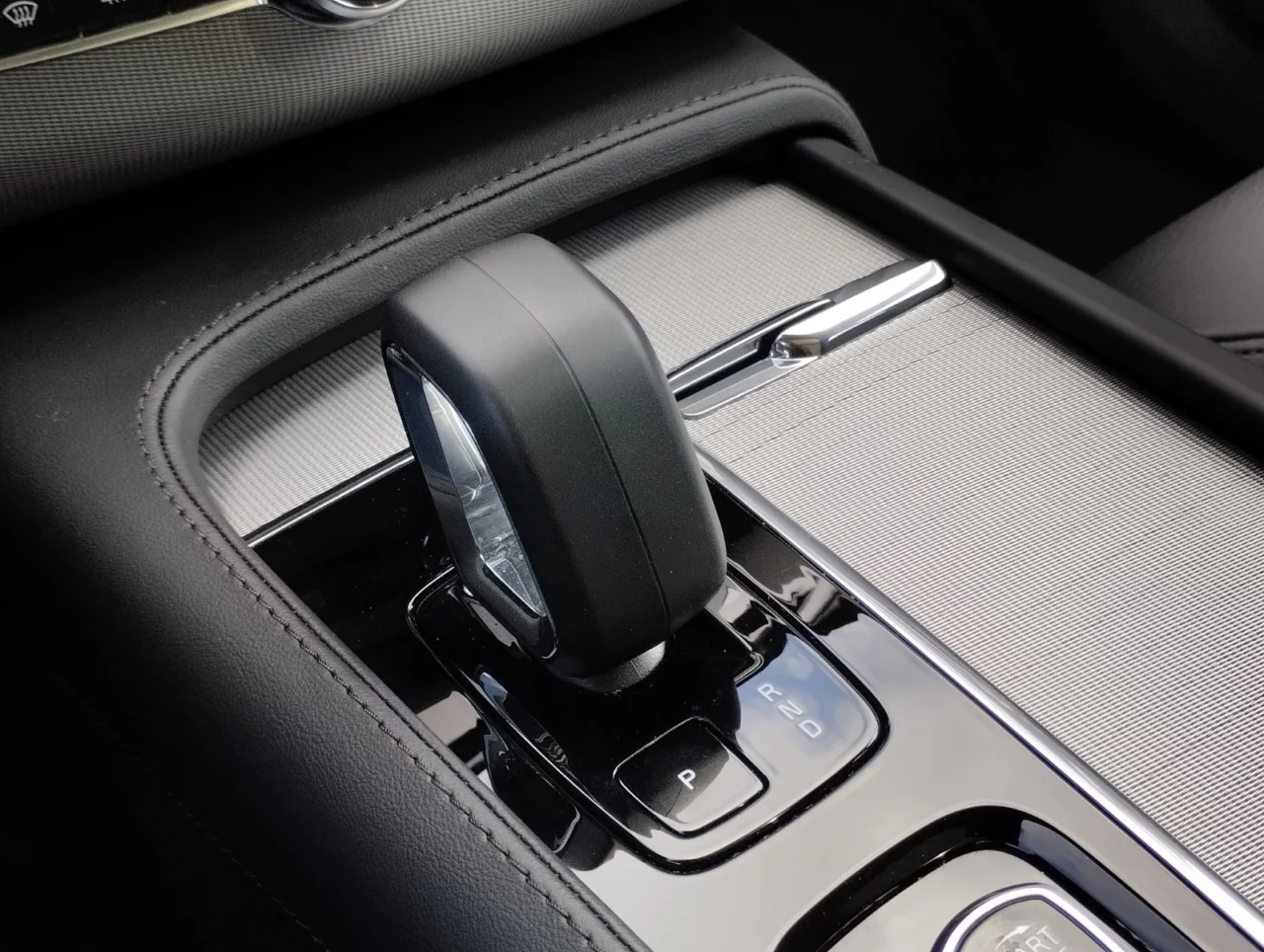 Volvo XC 90 2.0 T8 PHEV Plus Bright AWD 4