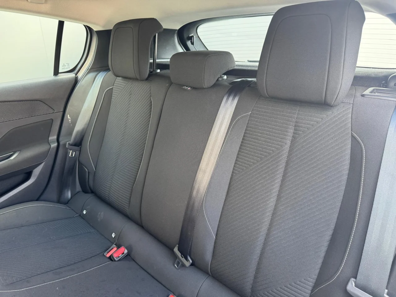 Peugeot 308 1.2 Puretech Active Pack 130 cv 4