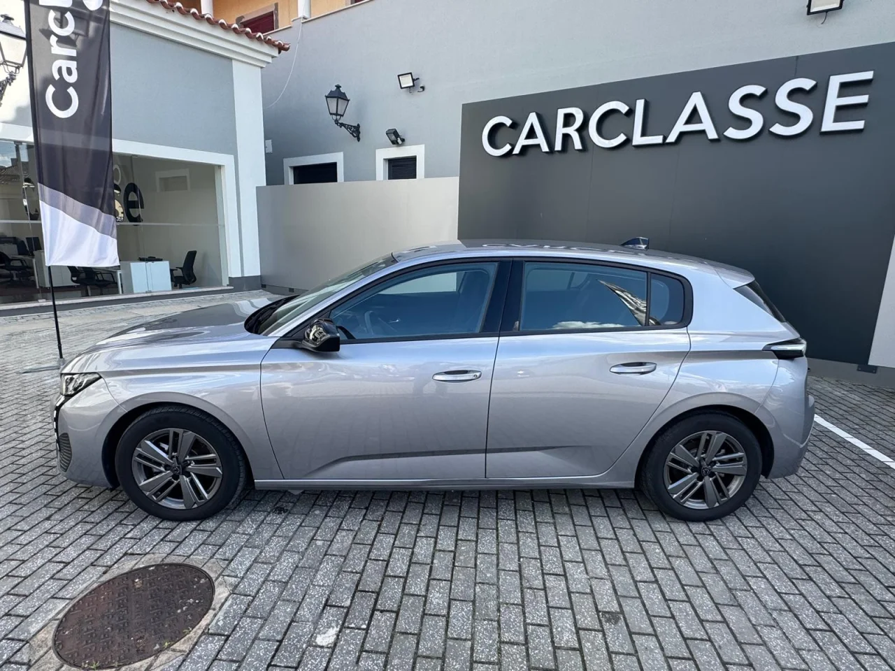 Peugeot 308 1.2 Puretech Active Pack 130 cv 8