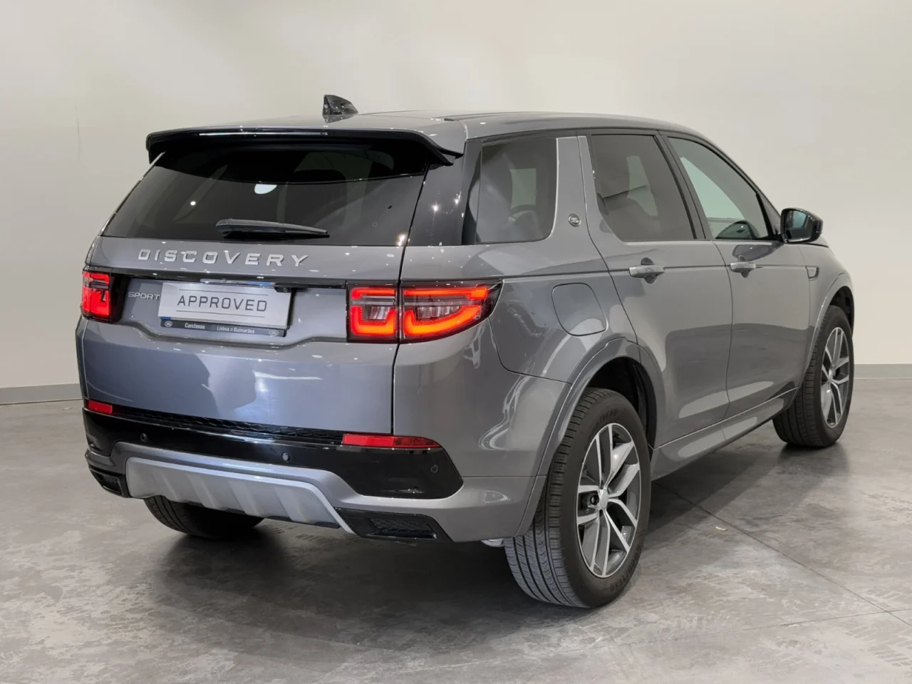 Land Rover Discovery Sport AWD S 7