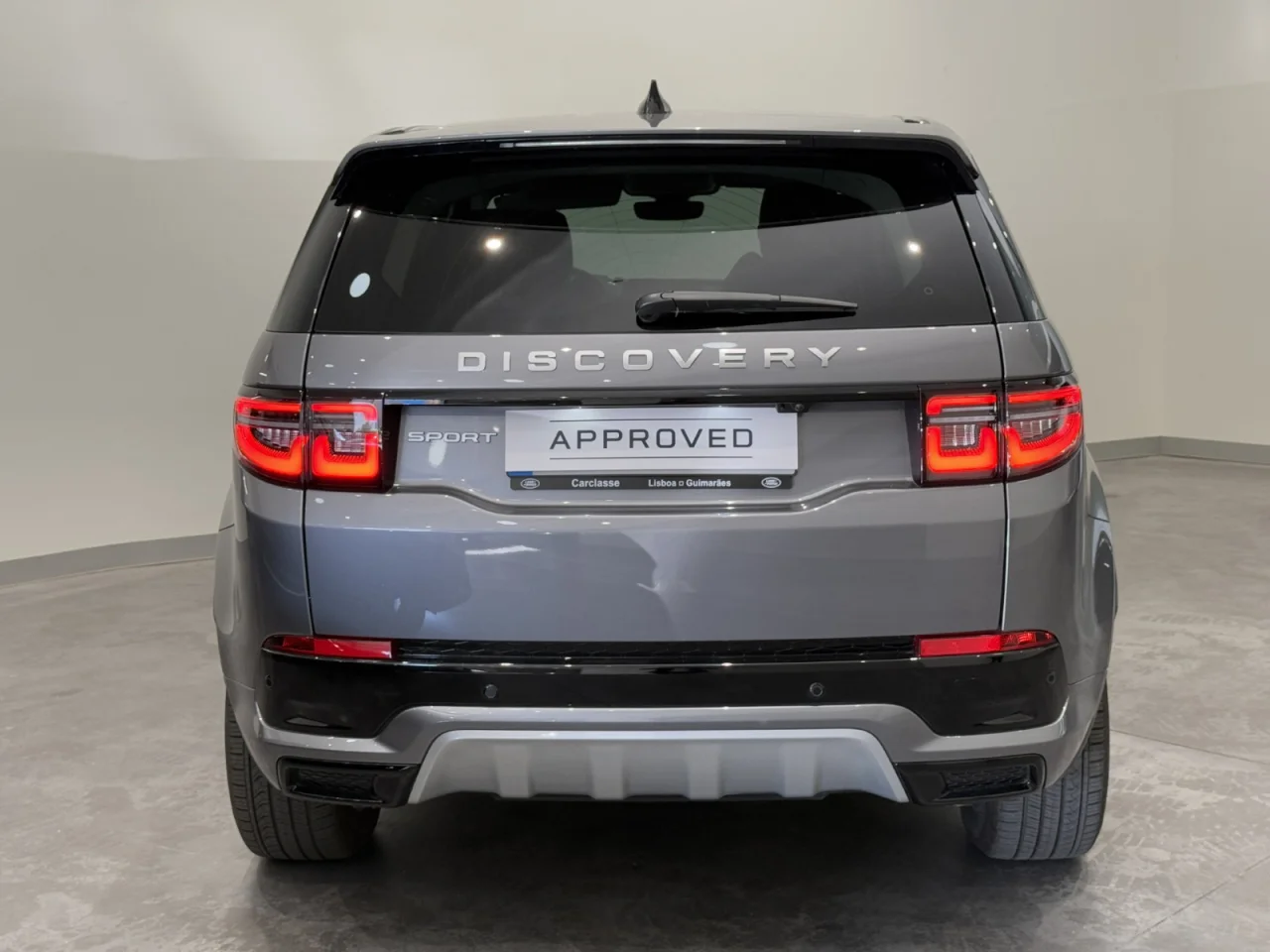 Land Rover Discovery Sport AWD S 9